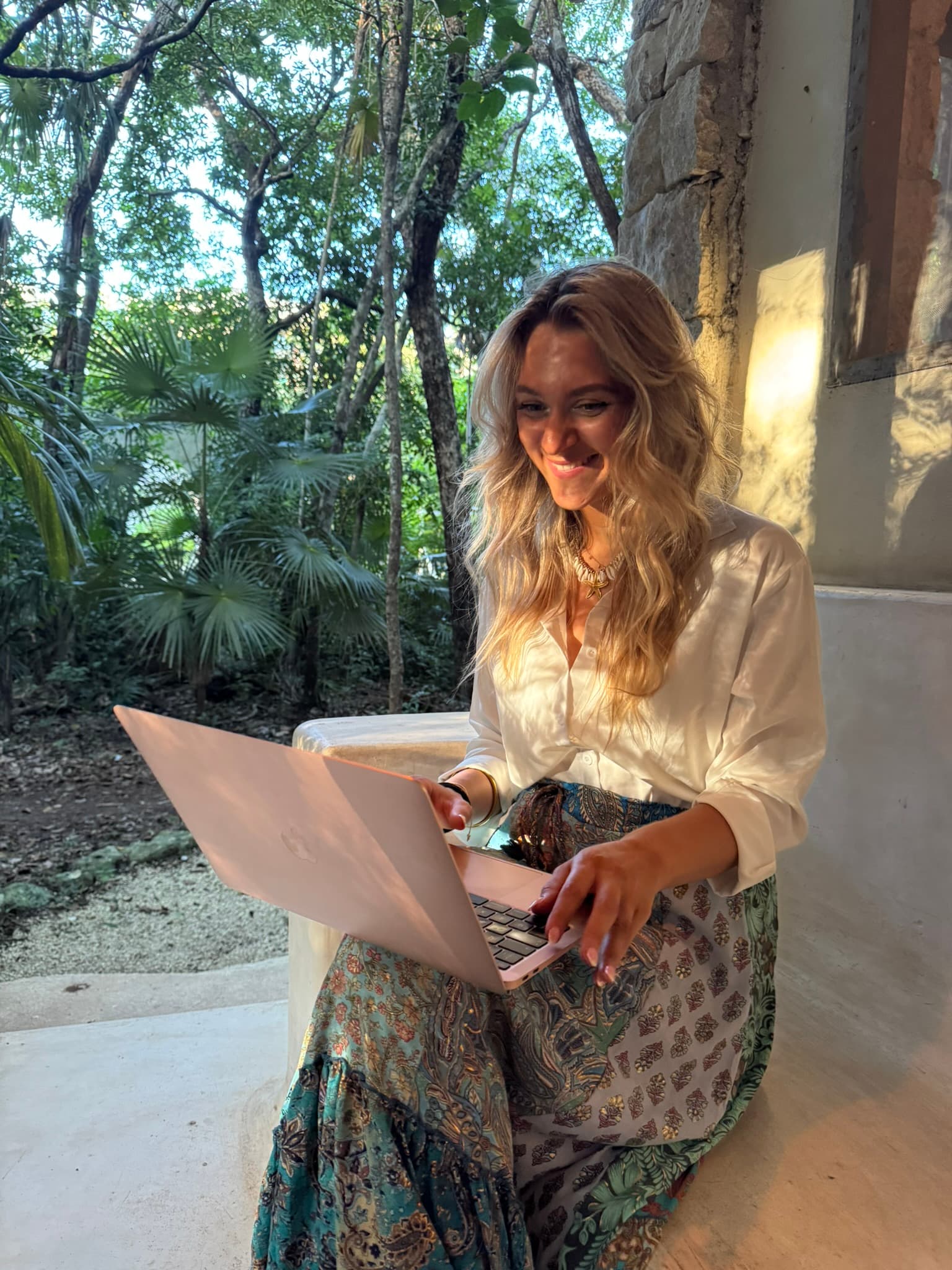 Création de contenus depuis la jungle tropicale